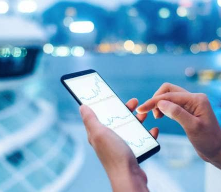 Quel est le meilleur broker en bourse 2023 ? eToro vs Binance : test et comparatif 2023